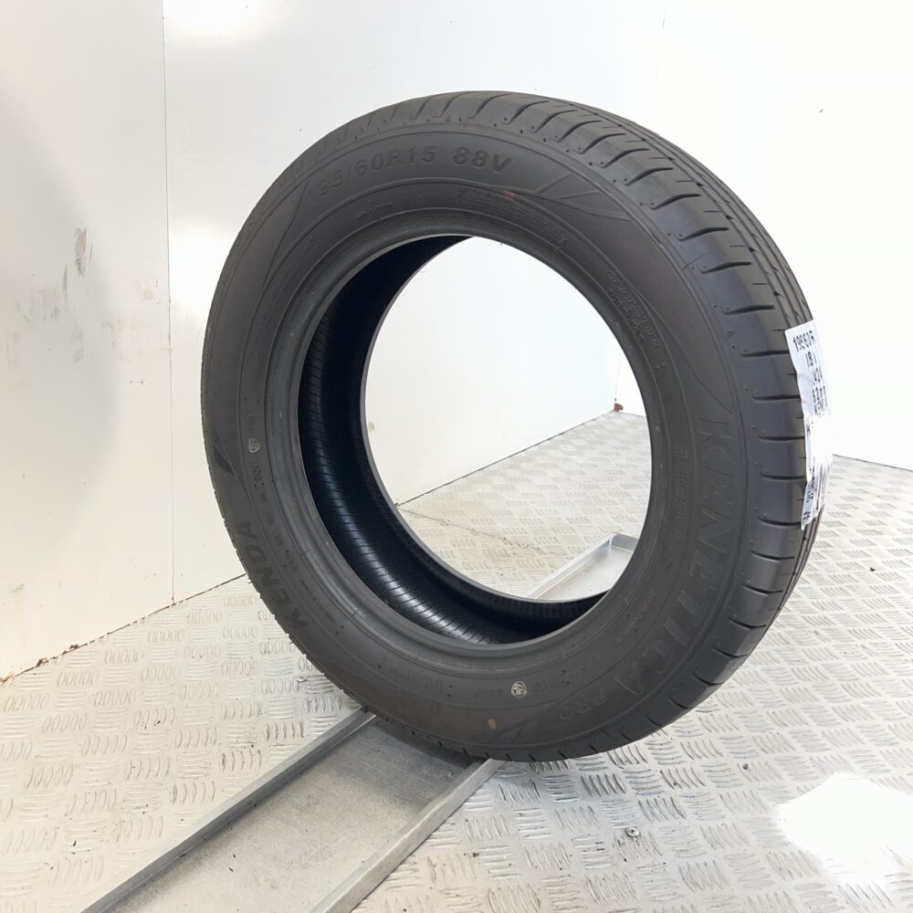 Pneumatico Usato 195 60 R15 88V KENDA Kenetica Pro 89% Estivo | Gomme Usate | PrimaGomme.it Pneumatico usato 195 60 R15 KENDA Kenetica Pro